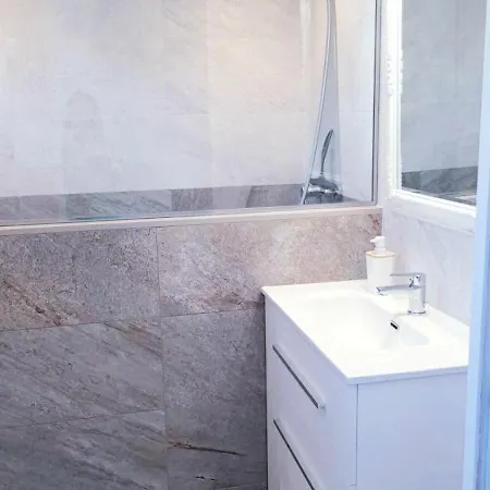 Maravilloso Duplex En Primera Linea De Mar דירה קדאקז