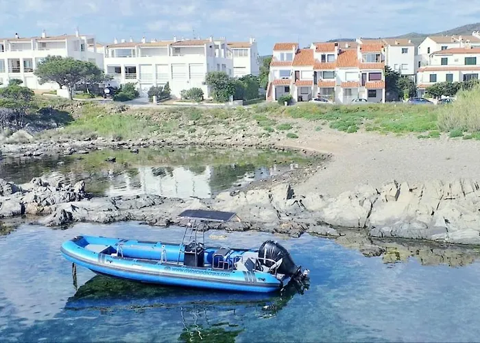 Maravilloso Duplex En Primera Linea De Mar Cadaqués